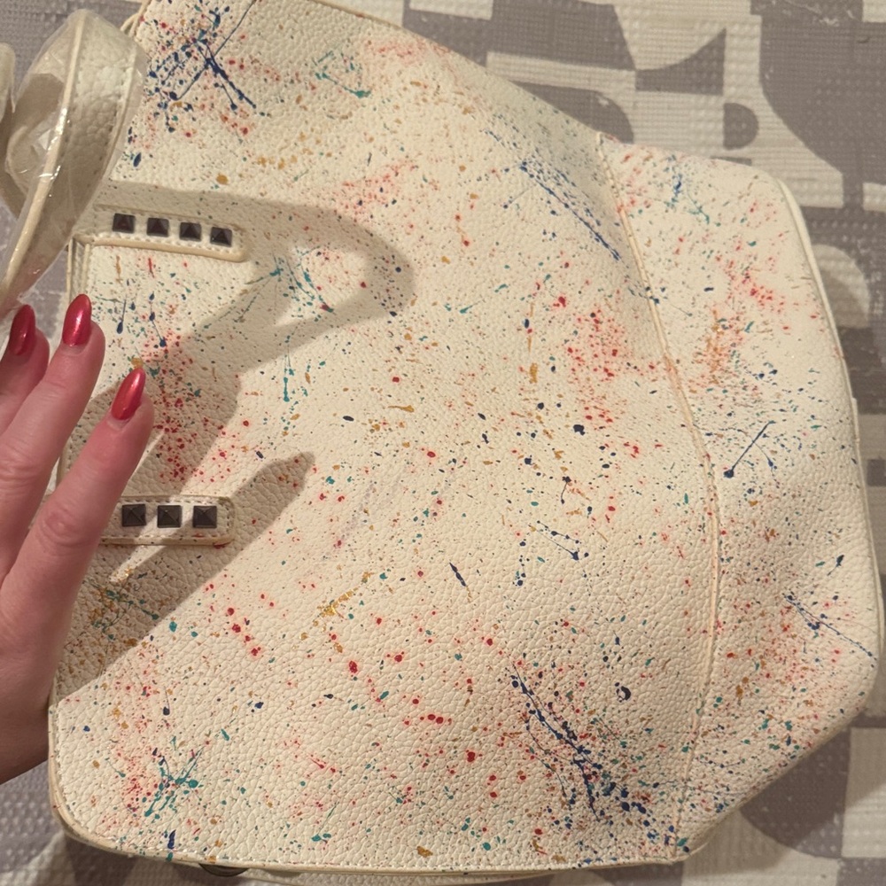 Cream and Green Tote Bag - Picture 3 of 3